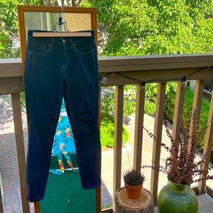 Gap Dark Denim 💙 Size 2 (26R EU)